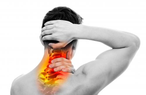 Защемление нерва в спине: что делать, если защемило, симптомы, как лечить