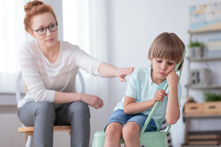 Стресс у детей и подростков: причины и последствия, лечение и профилактика