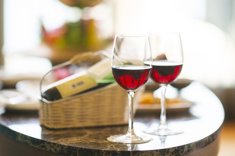 Красное вино: польза и вред для женщин и мужчин | пища это лекарство