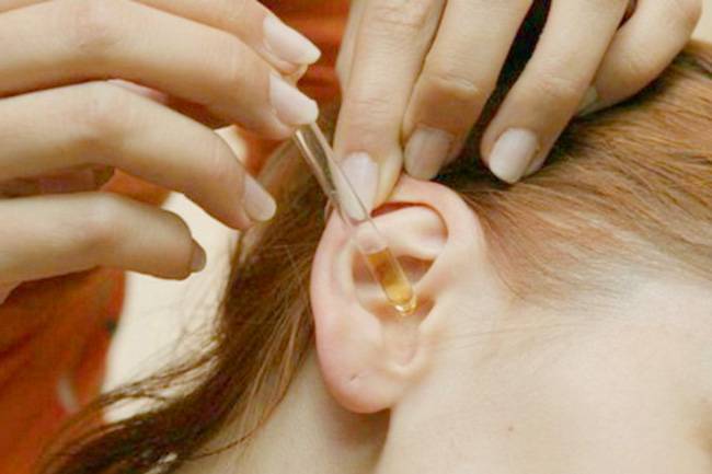 Основные симптомы и методы лечения ушных пробок