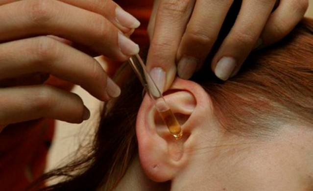 Серная пробка в ушах - лечение в домашних условиях, можно ли убрать самостоятельно