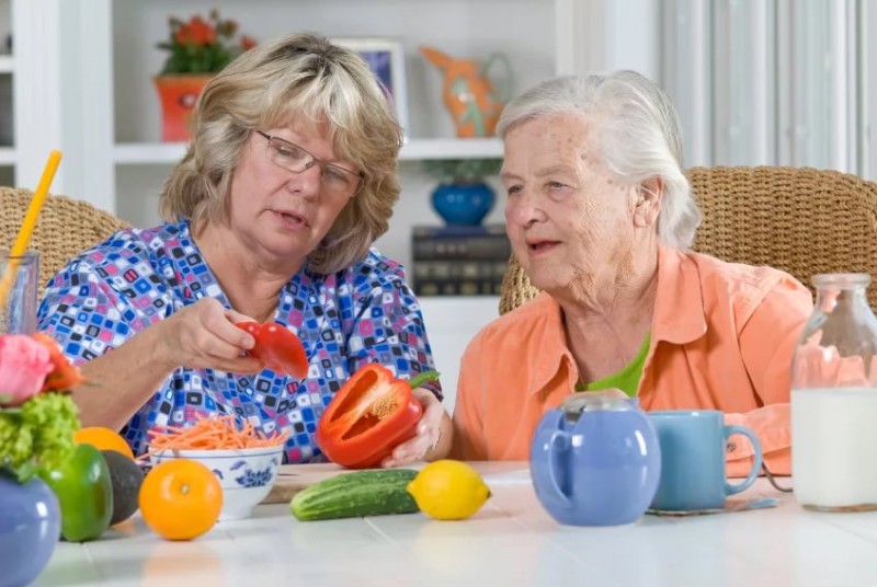 Принципы питания людей пожилого и старческого возраста