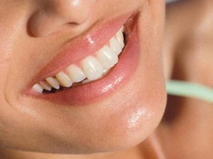 Зубы реагируют на фрукты: что делать