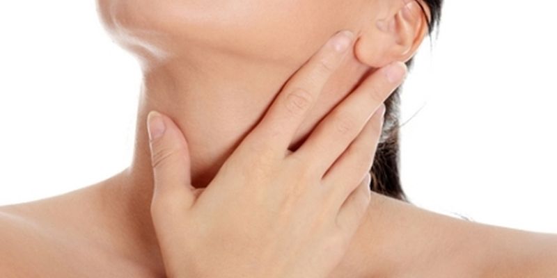 Опасности развития зоба щитовидной железы и его признаки