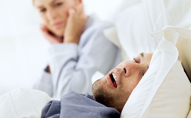 Причины храпа и синдрома обструктивного апноэ сна