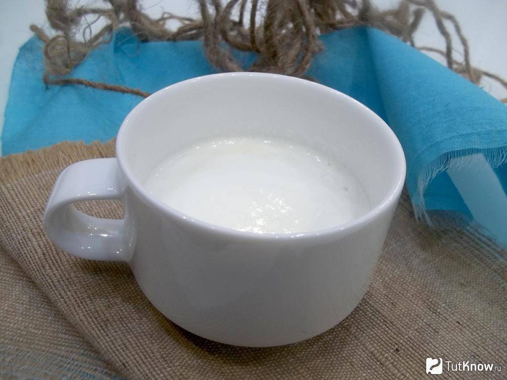 При кашле пить молоко с медом. Молоко с содой. Молоко с содой от кашля. Горячее молоко с содой. Теплое молоко.