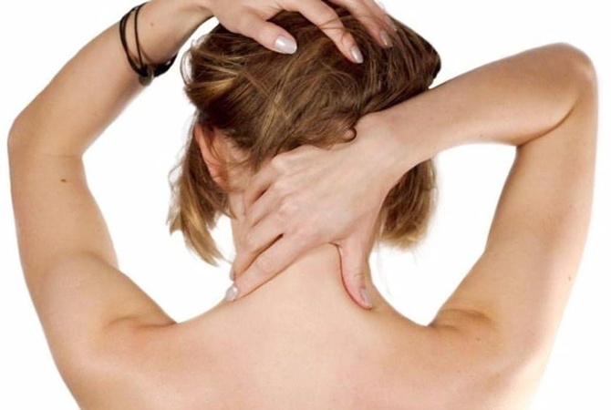 Спазм мышц шеи и плеч при остеохондрозе. как снять симптомы?