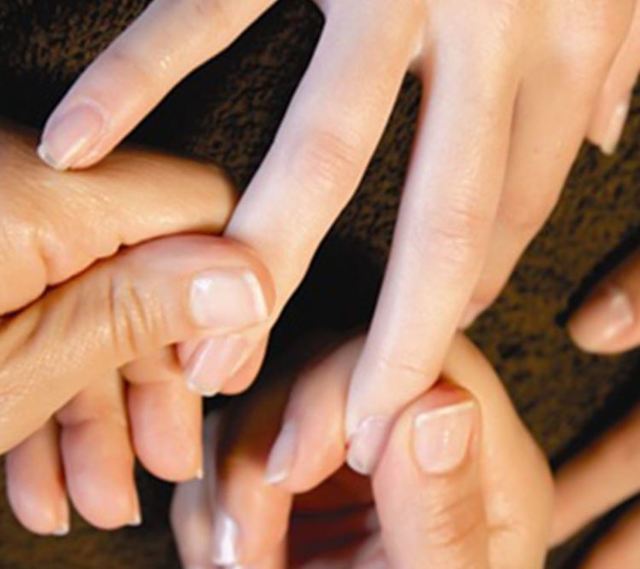 Как укрепить ногти, чтобы не слоились и не ломались в домашних условиях причина ломкости, как лечить