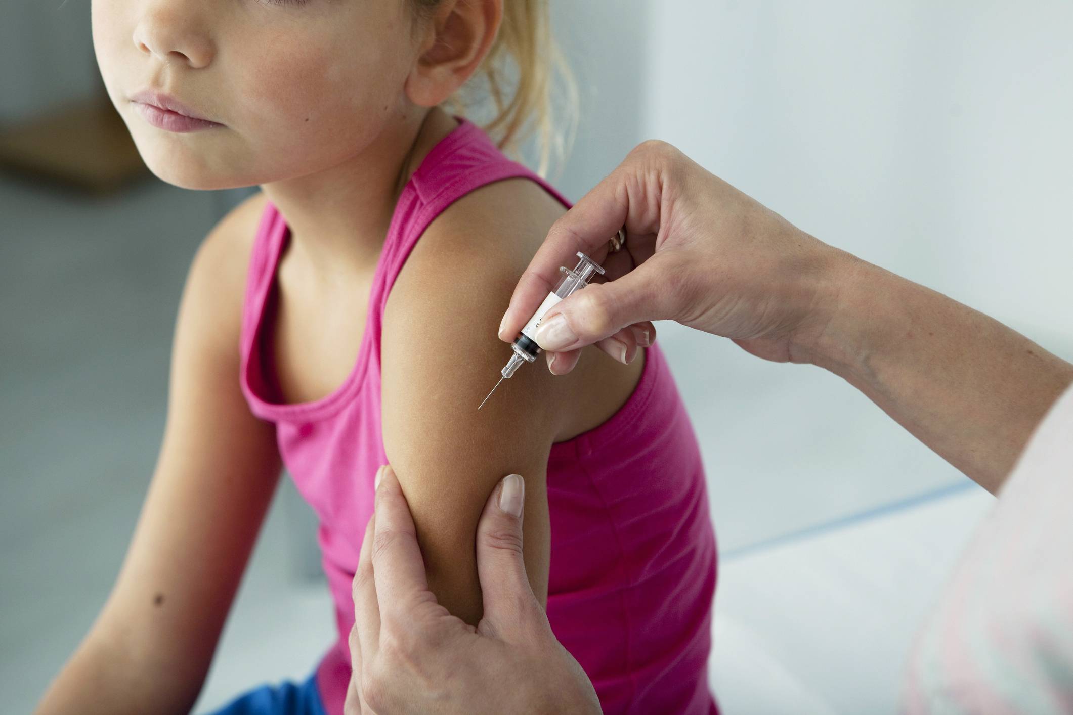 Опасна ли проба манту для детей: нормальные реакции и побочные эффекты прививки