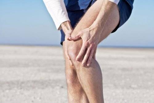 Почему чешутся и зудят коленки: причины и методы лечения