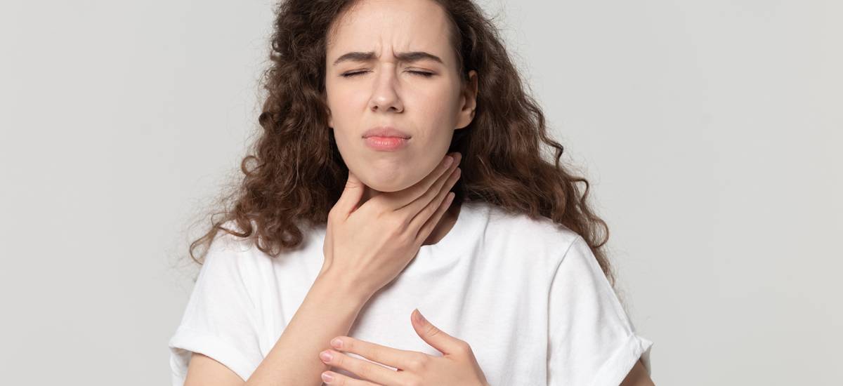 Абсцесс миндалин: почему возникает и как лечить нагноение в гландах?